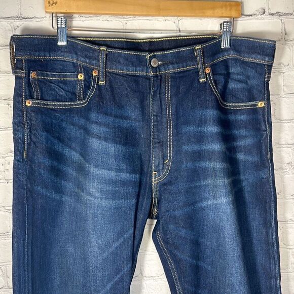 Levi’s 502 Men’s Jeans Taper Fit Jeans size W38 x L32 - Picture 2 of 10
